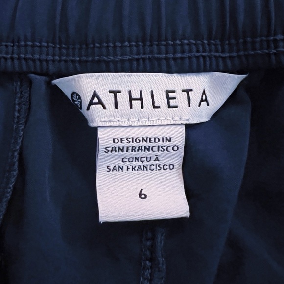 Athleta Womens Navy Blue Arrival Pant Size 6 GUC Cropped Lightweight Zip Pockets - Picture 7 of 10